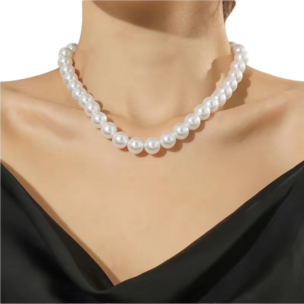 White Pearl Choker Necklace